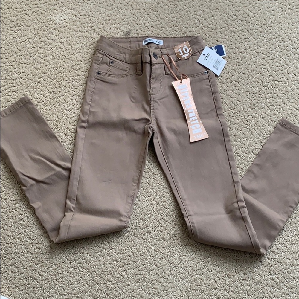 NWT Girls Hyperstretch skinny pants, Tan, 10